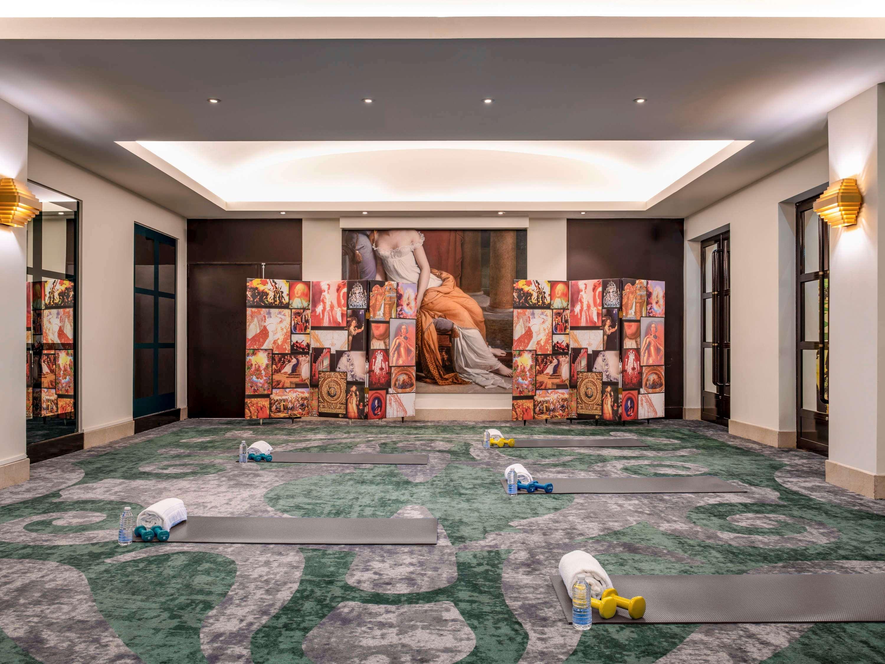 Mgallery Le Louis Versailles Chateau מראה חיצוני תמונה
